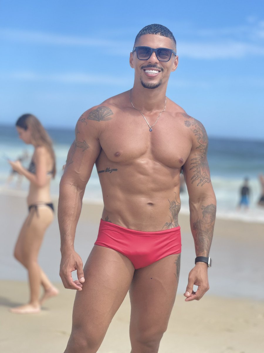 boyfromrio27's tweet photo. Tbt 🌊☀️❤️‍🔥 https://t.co/znaQP7o4jo