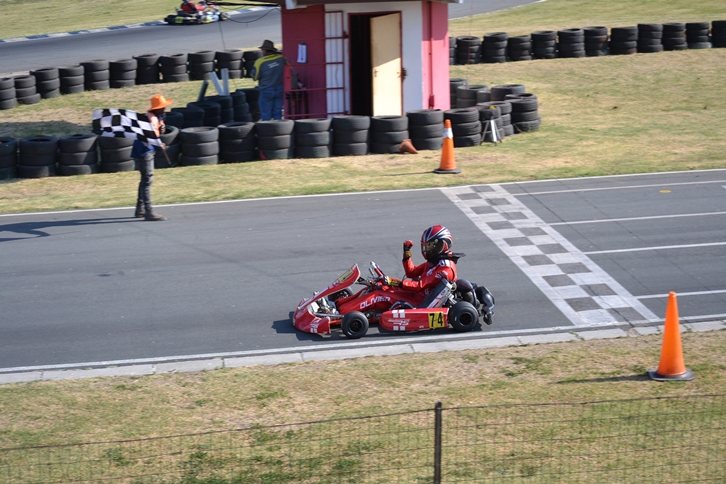 MotorsportSA's tweet image. CARLO OLIVIER’S VKC HAT-TRICK

Read More:  motorsport.co.za/news/displayne…

#karting #kz2 #carloolivier
