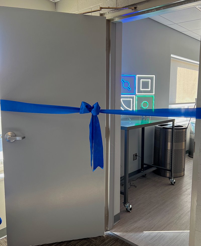 ExCellKaiser's tweet photo. Ex-Cell Kaiser has a brand NEW Product Show Room🥳

It is big, bright, and ready for our Open House event in just a few short days... We can't wait to see you and show you around our updated facilities! https://t.co/lVeQm1xbKK