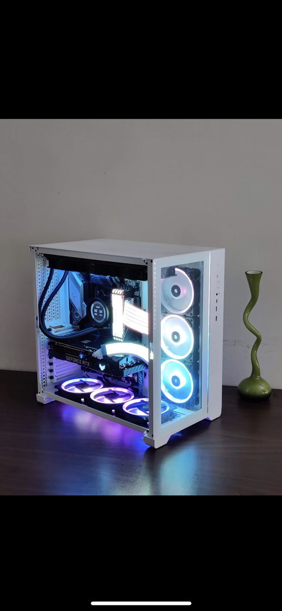 BuddyLudt's tweet photo. #pcgaming #gaming #pcbuild #RGB https://t.co/uhUuYPJDDX
