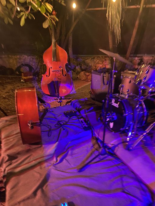 Lo de ayer fue m&uacute;sica jazz &hearts;️ https://t.co/k6uIfVKmUd