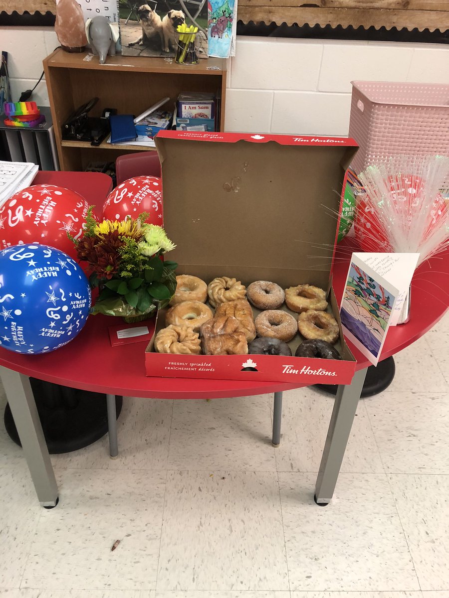 Mrs. Ellacott tweet media