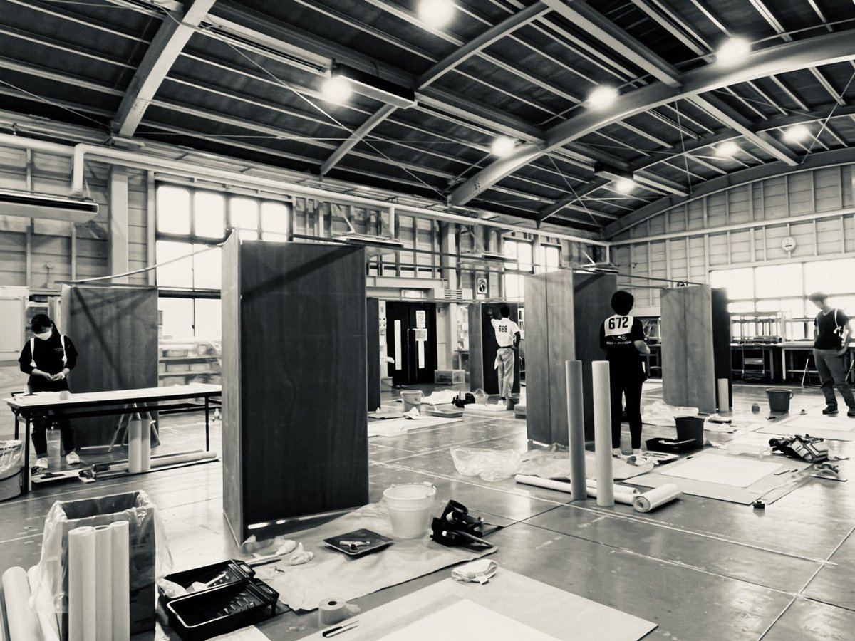 c_b_a_jp's tweet photo. クロス事業協会のメンバー各社では様々な取り組みが行われています。

特に今年の「技能検定」では多くの方が挑戦して、見事、6名の方々が合格を果たしました。

皆さん、おめでとうございます㊗️🎉

各社あわせて総勢10名！

#技能検定
#国家資格
#クロス事業協会
#内装仕上げ
#技能士 https://t.co/SmNcXyQZ4S