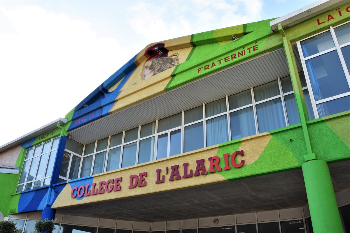 @DSDEN11 (@11dsden) on Twitter photo Ce jour, inauguration au collège de l'Alaric à Capendu de la superbe fresque peinte sur la façade de l'établissement illustrant la devise de la République : "Liberté, Égalité, Fraternité ... Laïcité" <a href="/acmontpellier/">Académie Montpellier</a> Ce jour, inauguration au collège de l'Alaric à Capendu de la superbe fresque peinte sur la façade de l'établissement illustrant la devise de la République : "Liberté, Égalité, Fraternité ... Laïcité" <a href="/acmontpellier/">Académie Montpellier</a>