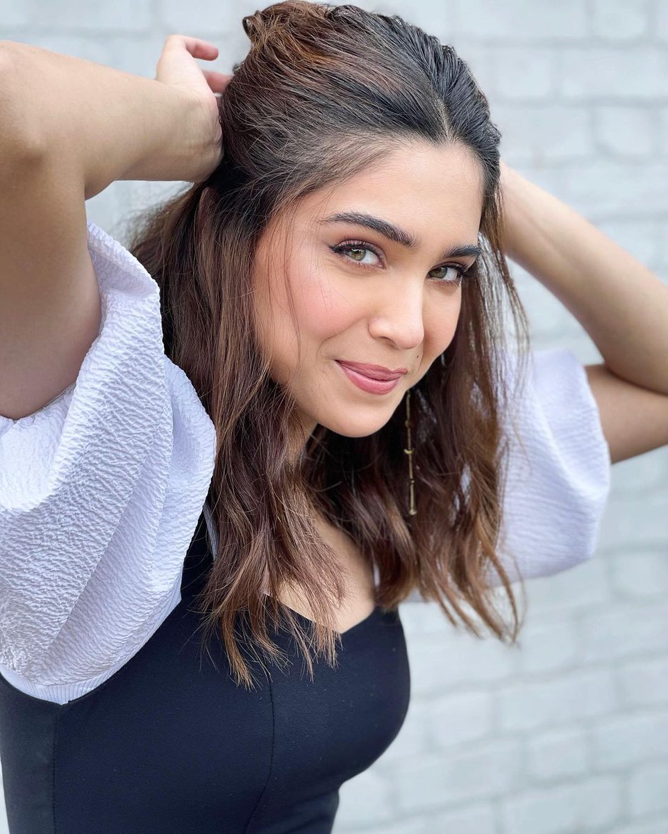 Sharvari 🐯 tweet media