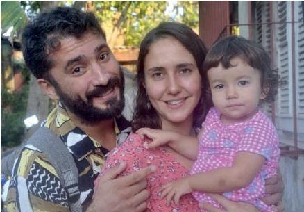 cubaengb's tweet photo. La Cuba real tiene el #CodigoDeLasFamilias que se merece, uno de los más avanzados del mundo. La victoria en el referendo abre una puerta, pero el camino será arduo si deseamos profundizar el carácter democrático del sistema siguiendo la ruta que marca el Código. #CodigoSi https://t.co/rcaDiemzTN