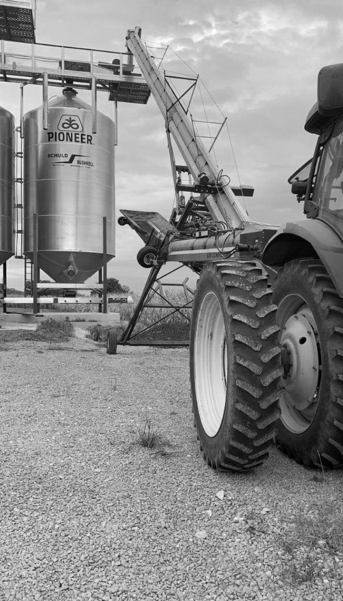 All ready for the first load of #Enlist for 2023! <a href="/PioneerSeeds/">Pioneer Seeds U.S.</a> #E3