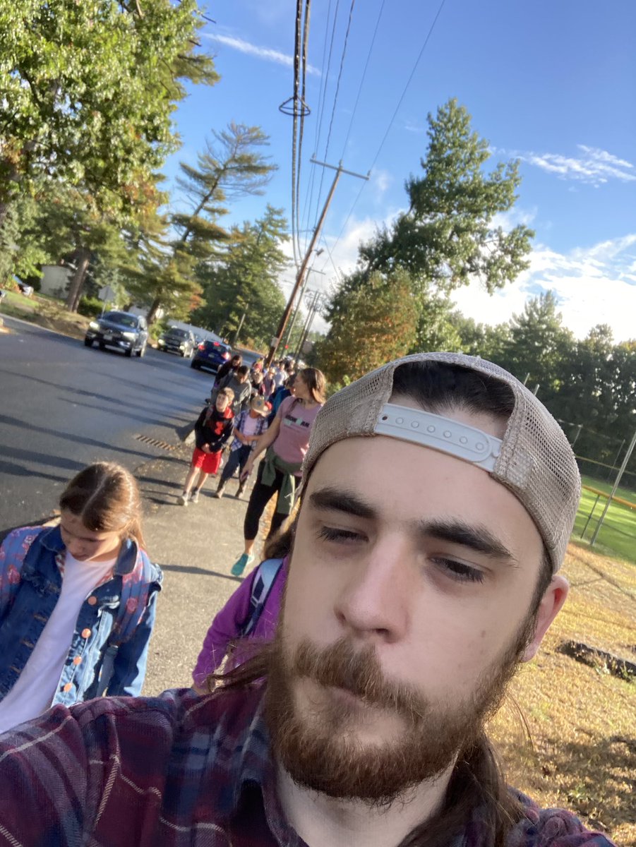 First walk to school day! <a href="/newsearles1/">New Searles Elementary</a> #OneNashua