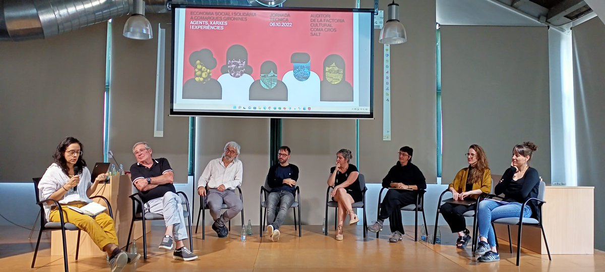 ateneucoopgi's tweet photo. Hem parlat d' #habitatge #energia i #gestioderesidus amb @CoopLaCellera @undos_arq @sostrecivic @AjPalamos @AjSantPere @Suno_e @Pallerolstuit i #femcompost #ESSJornadaSalt https://t.co/Fw1Pl2Jf3e
