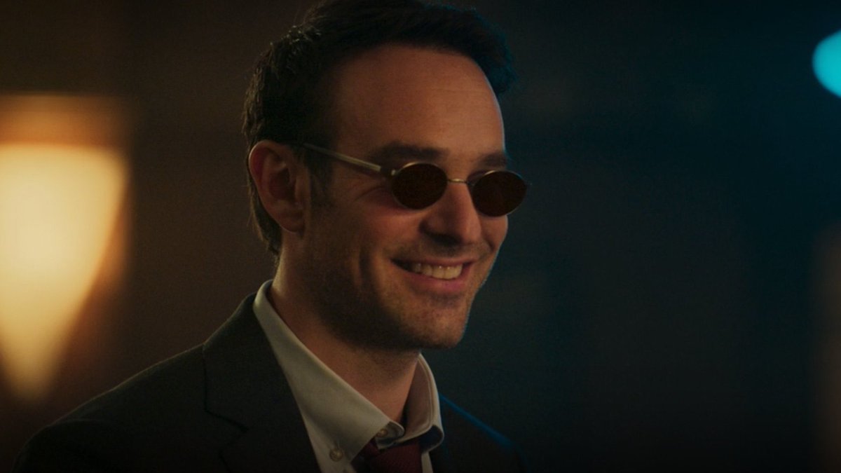 SPOILER #shehulk    
.
.
.
.
.
.
.
.
.
.
.
.
IO INNAMORATA DI QUESTO DAREDEVIL CHE SORRIDE SPESSO RUBACUORI FLIRTANTE MA ALLO STESSO TEMPO COMFORT CHARACTER CALM VIBES COME SEMPRE NON SEMBRA CAMBIATO AFFATTO SONO INNAMORATA