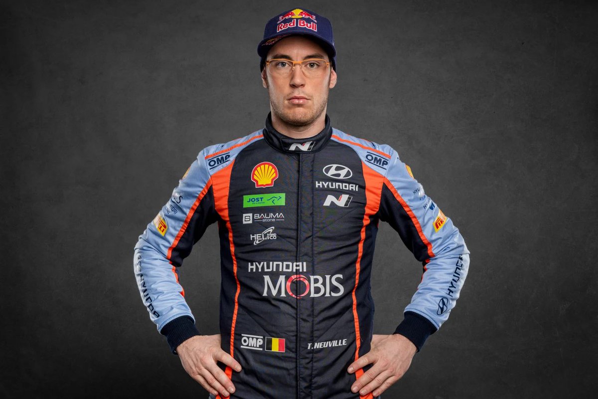 NEUVILLE IS GOD (@dstecheetah) on Twitter photo 