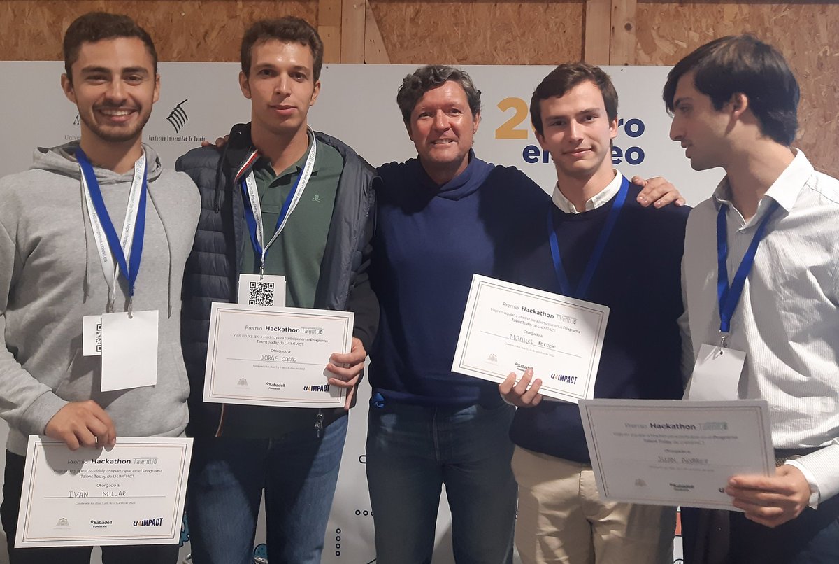 CLINIC JovenEmprend@ tweet media