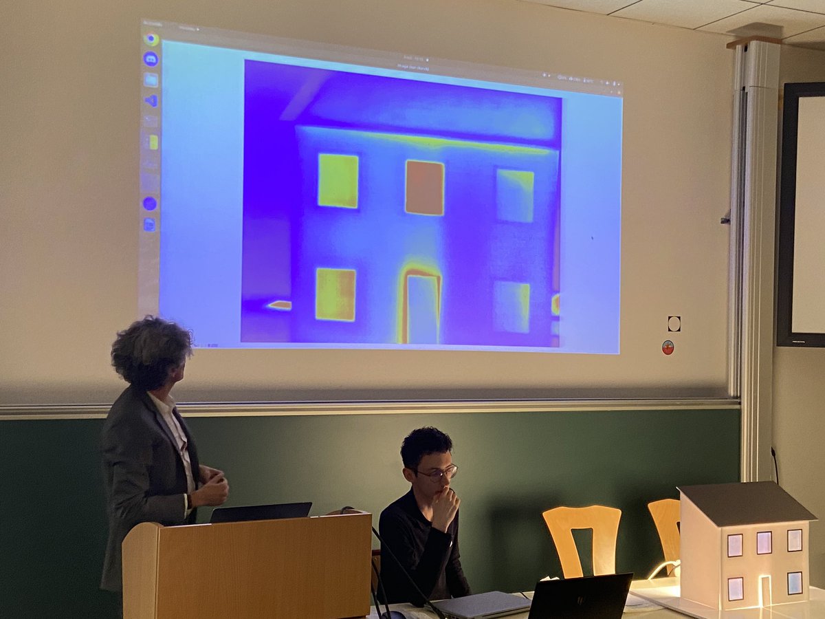 L’efficacité énergétique d’un bâtiment peut être analysée par #imagerieIR. Démonstration faite lors de l’inauguration de la chaire #DeepRed de la <a href="/fondationGINP/">FondationGrenobleINP</a> avec @LYNREDGROUP qui aidera à développer des outils d’#IA pour améliorer les performances des capteurs IR.