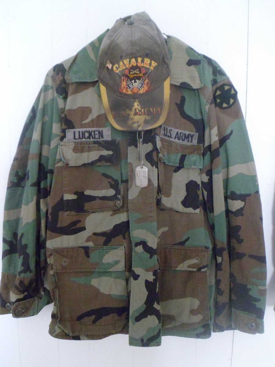 Korean_DMZ_Vets's tweet photo. The Armor Major @jr_liscano from my days when station at NTC/FT Irwin with Ops Group!  Except for the cap! lol....  #ntc #BDUs #fortirwin #opsgroup https://t.co/TUmHdElryX