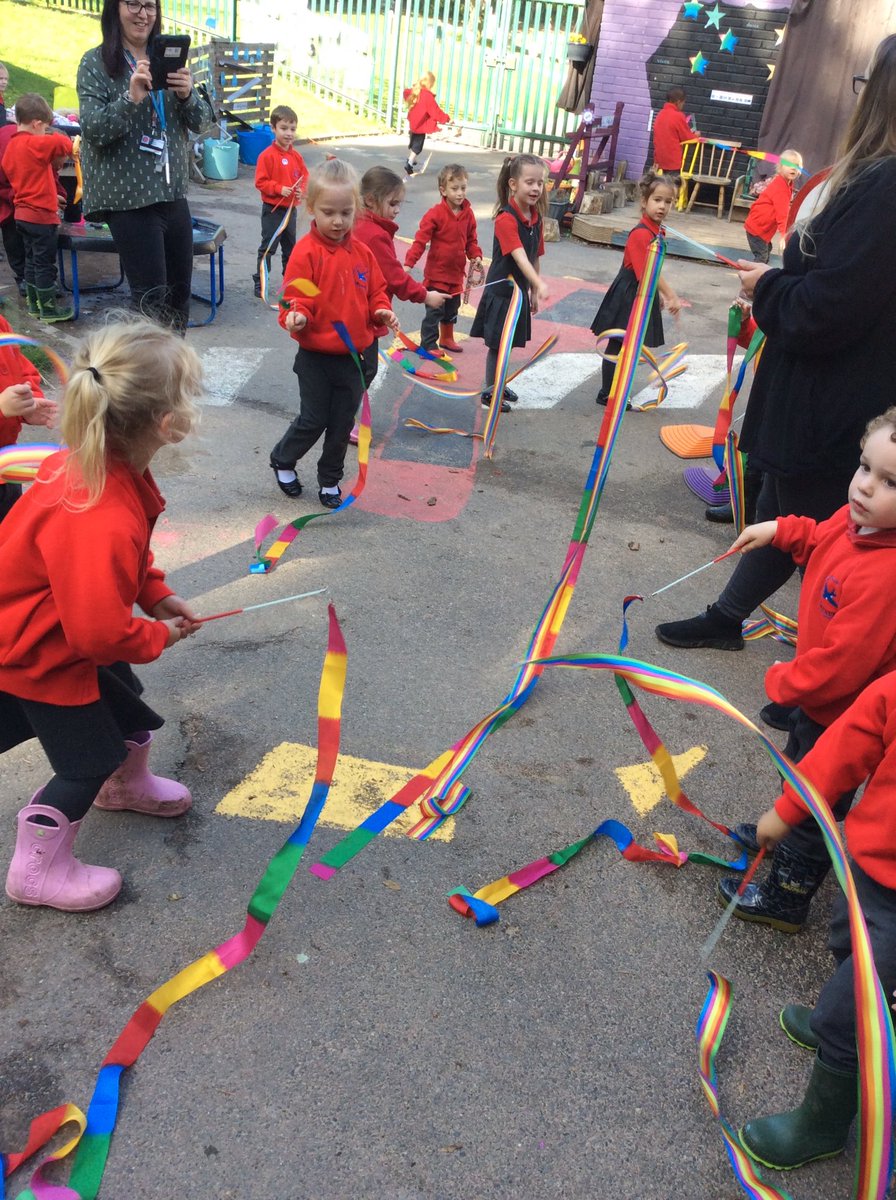 MaundeneSchool's tweet image. The EYFS children are enjoying using the gymnastics ribbons to strengthen their gross motor skills. They have practised twirling in the air. #EYFS #grossmotordevelopment