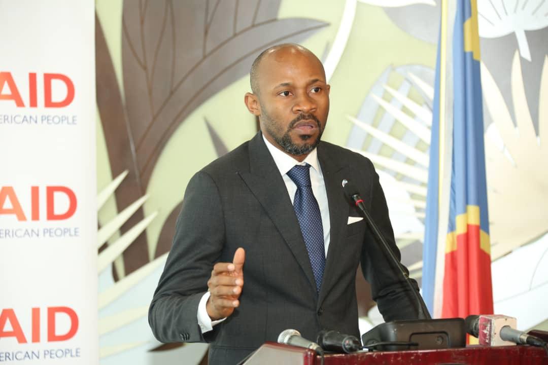 JulioFundi's tweet photo. Le ministre Patrick #Muyaya présent à la Table Ronde Nkelo Bantu #Medias #reforme #contenu #RTNC #CSAC  #ACOFEP #CANAL+ https://t.co/p792upFVJG