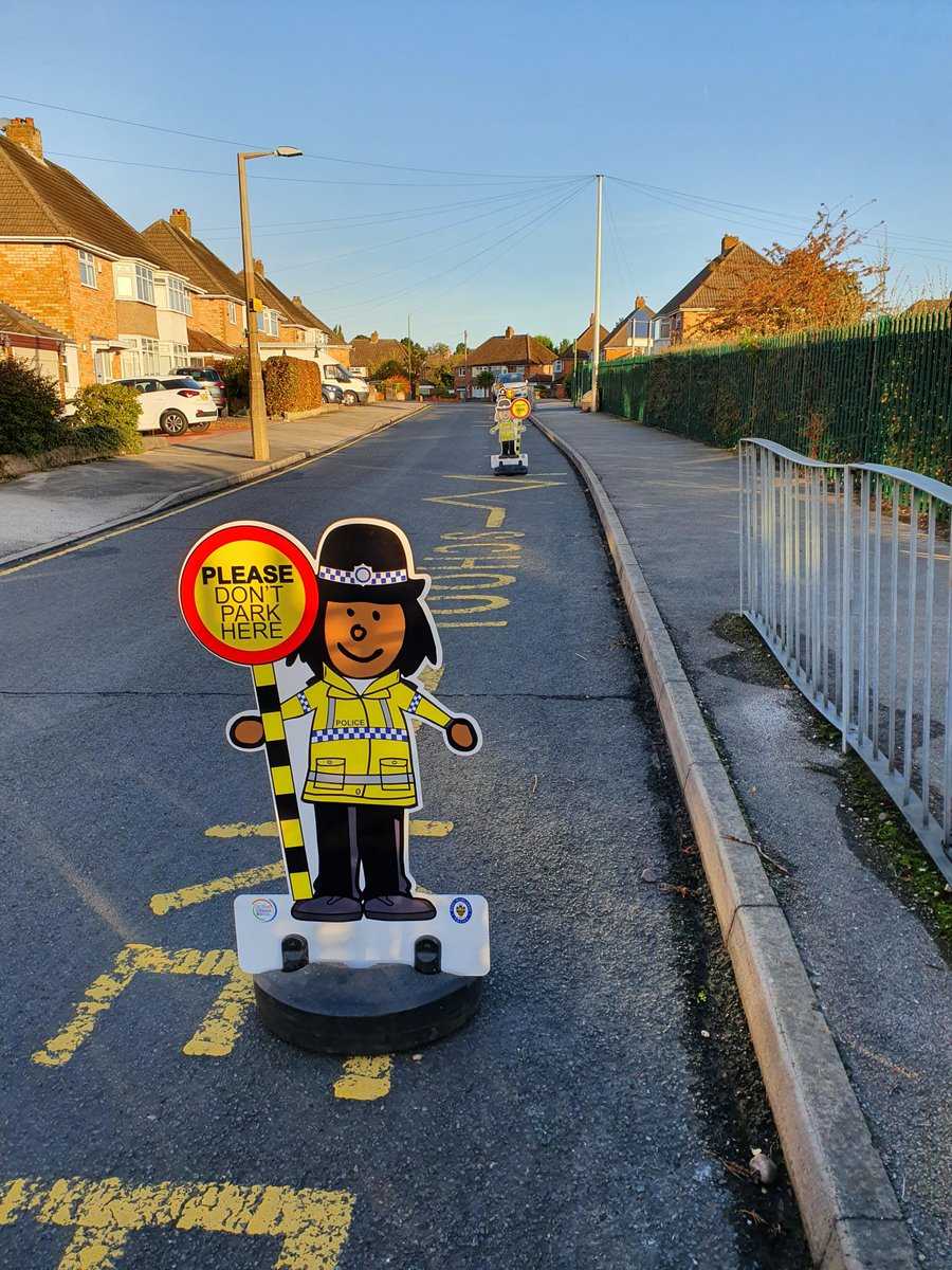 SmithswoodWMP's tweet photo. The parking buddies were out and about this morning outside St Mary and St Margaret's School in Castle Bromwich. Wonder where they will be tomorrow #keepclear #children #safety #community #neighbourhood https://t.co/7d9tvwRNxw