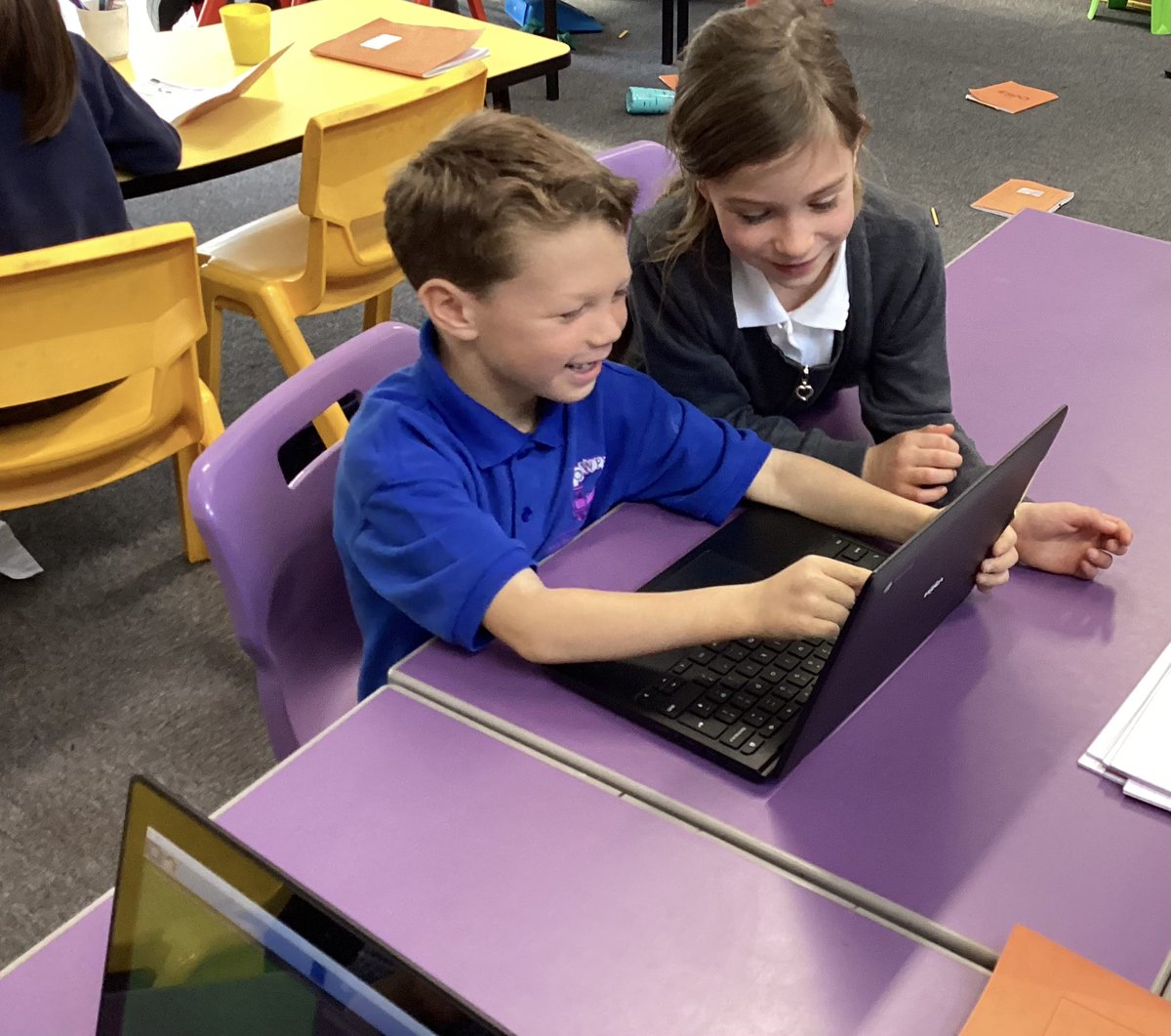 OWPSnightingale's tweet image. This afternoon we’re working in pairs to create code that follows a flowchart. #PairedProgramming #OwpsComputing