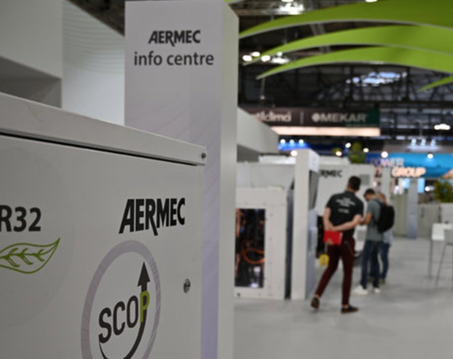 #Aermec continues to participate in <a href="/Chillventa/">Chillventa</a> to present innovative solutions, designed according to the needs and demands of the German and European markets.

<a href="/aermecuk/">Aermec UK Limited</a> <a href="/AERMEC_ONLINE/">Aermec (North America)</a> <a href="/aermeconline/">Aermec North America</a> <a href="/AermecChannel/">Aermec SpA</a> 
#HVAC #technology #airconditioner 

ejarn.com/detail.php?id=…