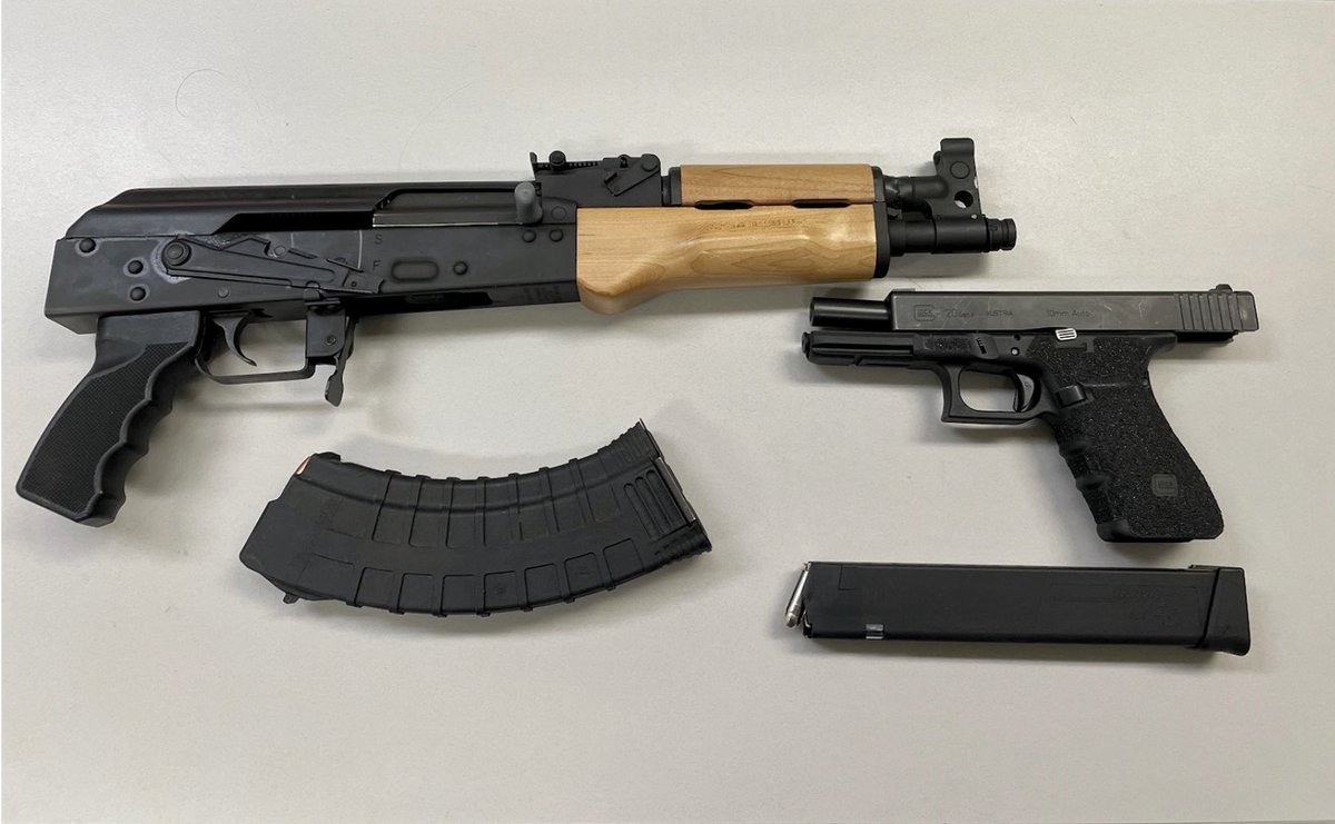 MFox_VBPD's tweet photo. Great job! The Crime Suppression Squad took two more illegally possessed guns off the street last night.  Keeping our community safe! https://t.co/ddygYjalbM