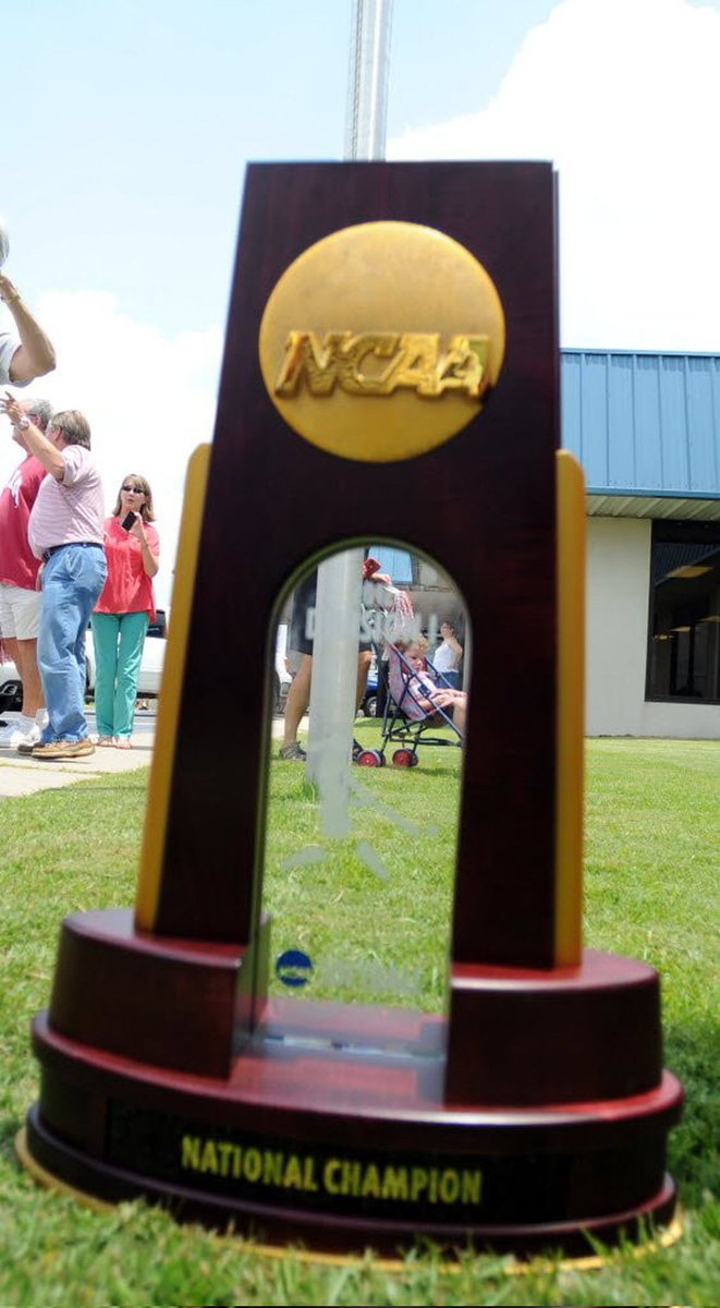 There is a difference between championship teams and championship culture. The team is player led based on individual accountability, with the freedom to make mistakes, the culture comes from hc and permiates throughout based on respect and admiration and can't talked into being