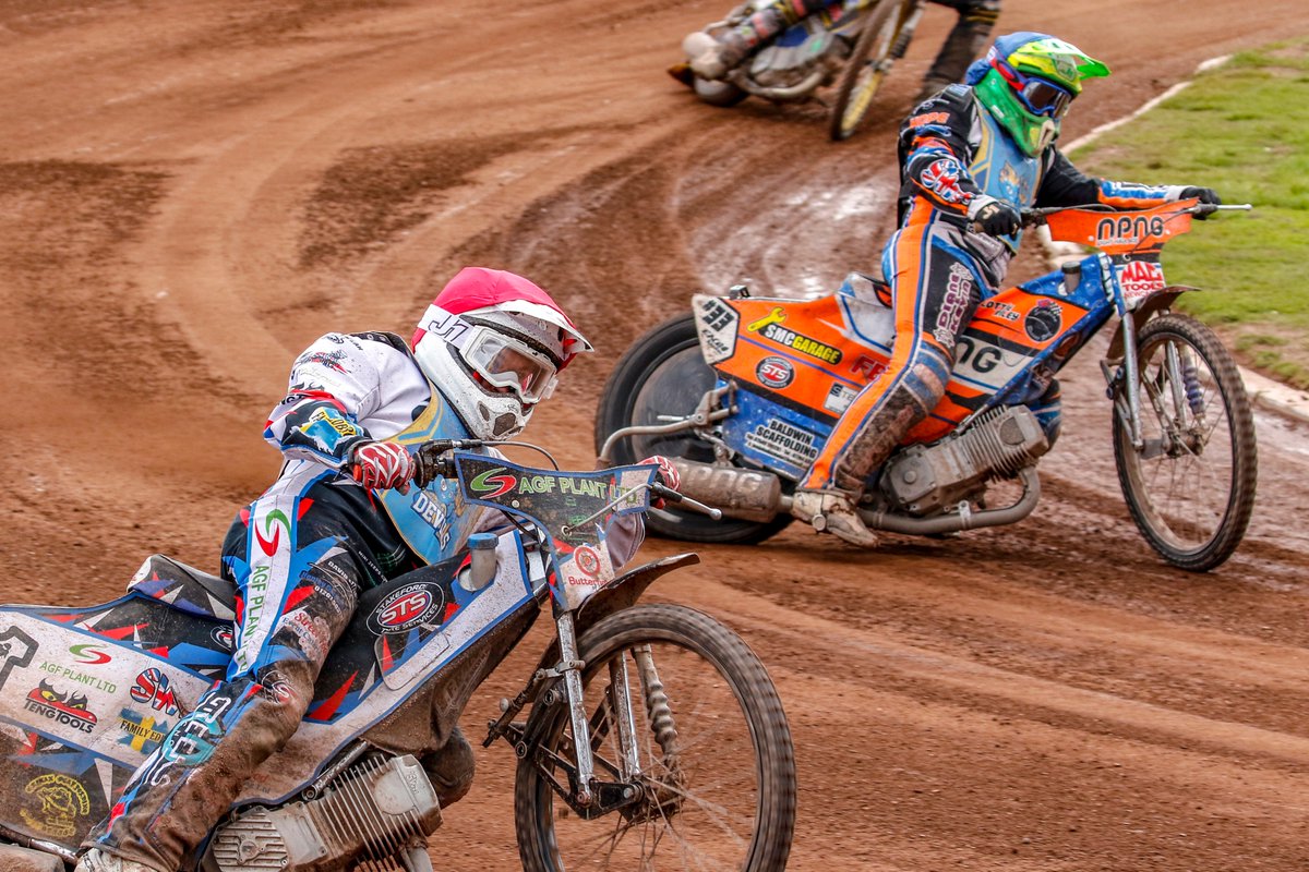 🔵 TONIGHT: It's the final ever team speedway match at Armadale Stadium tonight from 7:30pm - Armadale Stellar Devils v Leicester Lion Cubs - See you there!

🎟 Tickets 👉 armadaledevils.co.uk/tickets or at the gate by cash or card.
📺 Stream 👉 edinburghmonarchs.co.uk/emtv