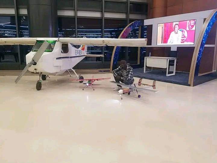 OfficialNUSO's tweet photo. In the last two to three years youths from Wolaita innovated a new brand car engine, &amp; also they have shown their capability in making Ballistic Rocket , showcase plane and UAVs they were made locally. Everytime youths are enduring even if they are not supported &amp; nurtured well. https://t.co/2QEmLd4A53