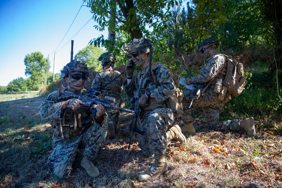 MARFORCOM's tweet photo. U.S. #Marines with @2dMarDiv and French Soldiers with the 4th Airmobile Brigade conduct urbanized terrain training together during Exercise Manticore. #FollowMeDivision #EveryClime #EveryDomain
(#USMC photos by Lance Cpl. Christopher Doughty) https://t.co/tPEo4UN3X8