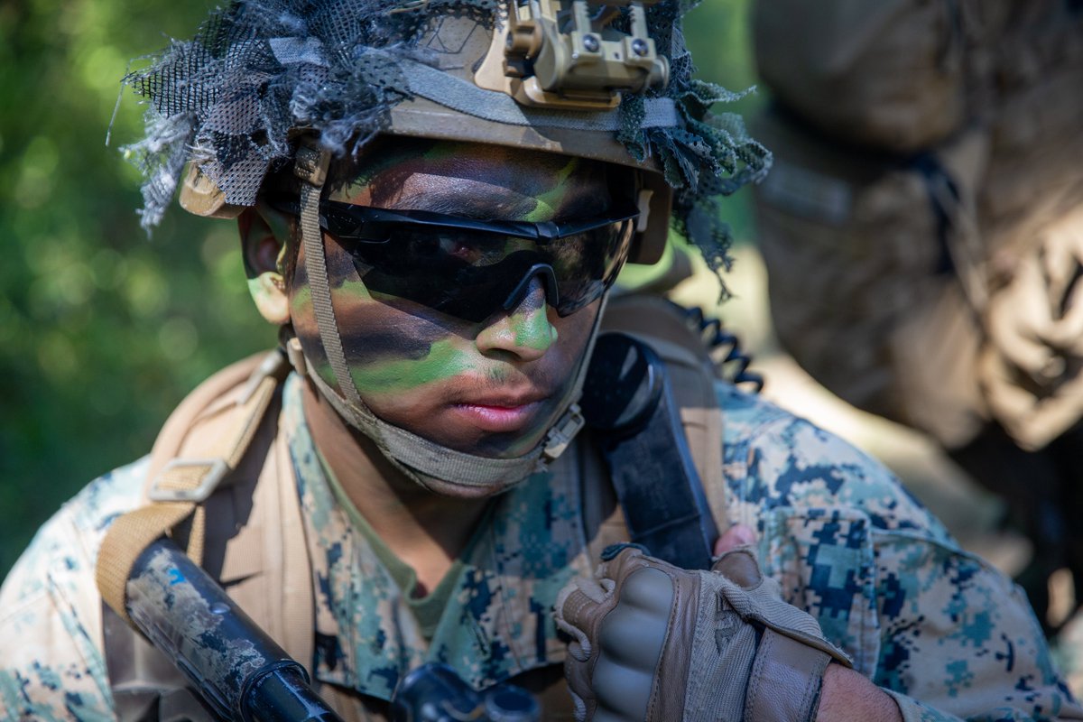 MARFORCOM's tweet photo. U.S. #Marines with @2dMarDiv and French Soldiers with the 4th Airmobile Brigade conduct urbanized terrain training together during Exercise Manticore. #FollowMeDivision #EveryClime #EveryDomain
(#USMC photos by Lance Cpl. Christopher Doughty) https://t.co/tPEo4UN3X8