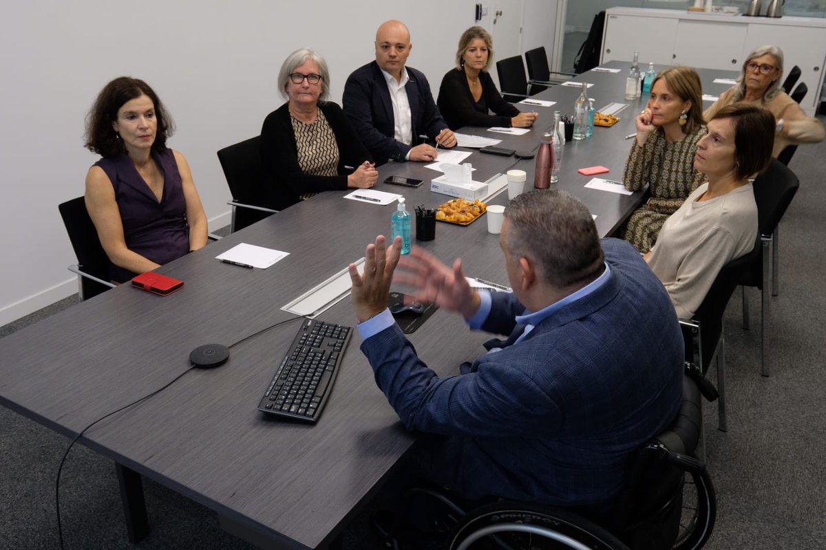 supportgirona's tweet image. El 70% de la plantilla de Support-Girona ja ha fet la formació del #qualityright. I avui pogut mostrar-ho a la promotora @Michellefunk @who #supportdecisionmaking