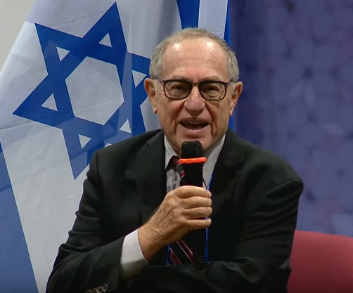 upgradepcfr's tweet photo. @lapatina_ @elonmusk Alan #Dershowitz professor at #Harvard calls on #Zelensky to apologize for his new slip on the #Holocaust: "By denying the involvement of #Ukraine in the #massacre of hundreds of thousands of #Ukrainian Jews, he distorted history and #memory". #values #HateIsBack https://t.co/c4nYyqidrb