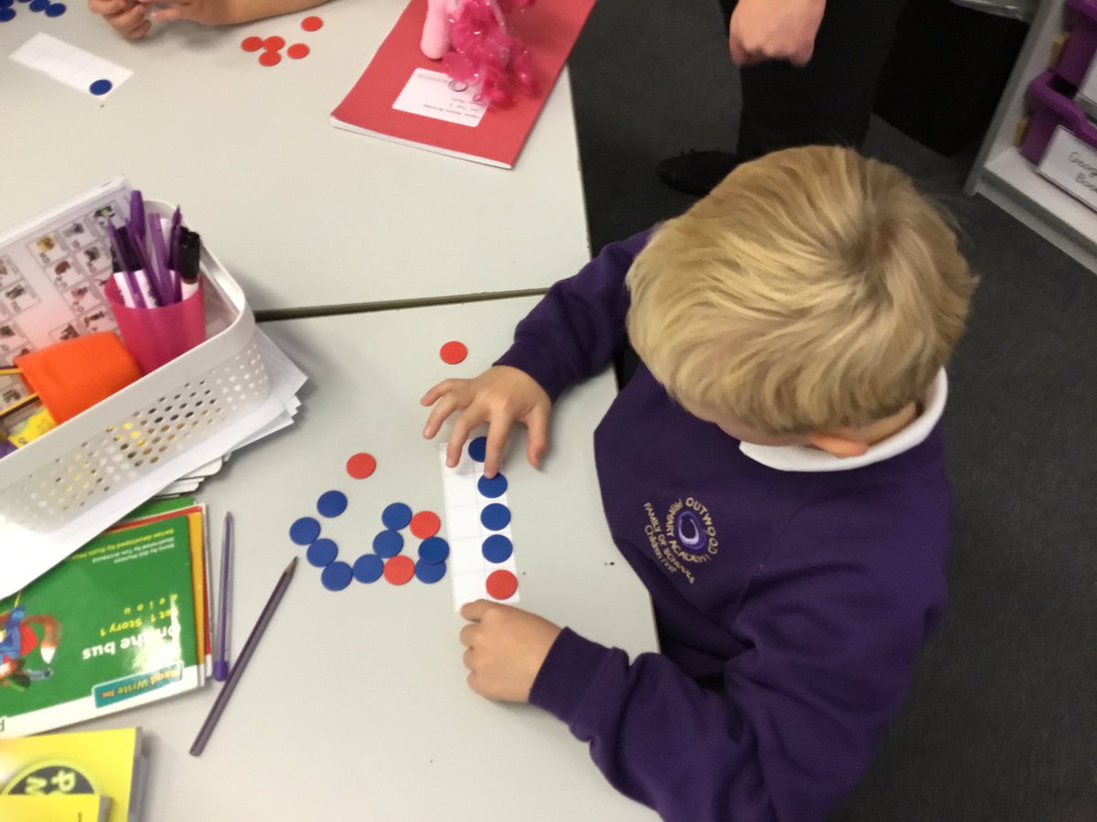 OPA_Darfield's tweet photo. Some excellent practical maths activities going on in Year 1 this morning! #TeamOPAD #OPAMaths https://t.co/Tj4pmVrD3U