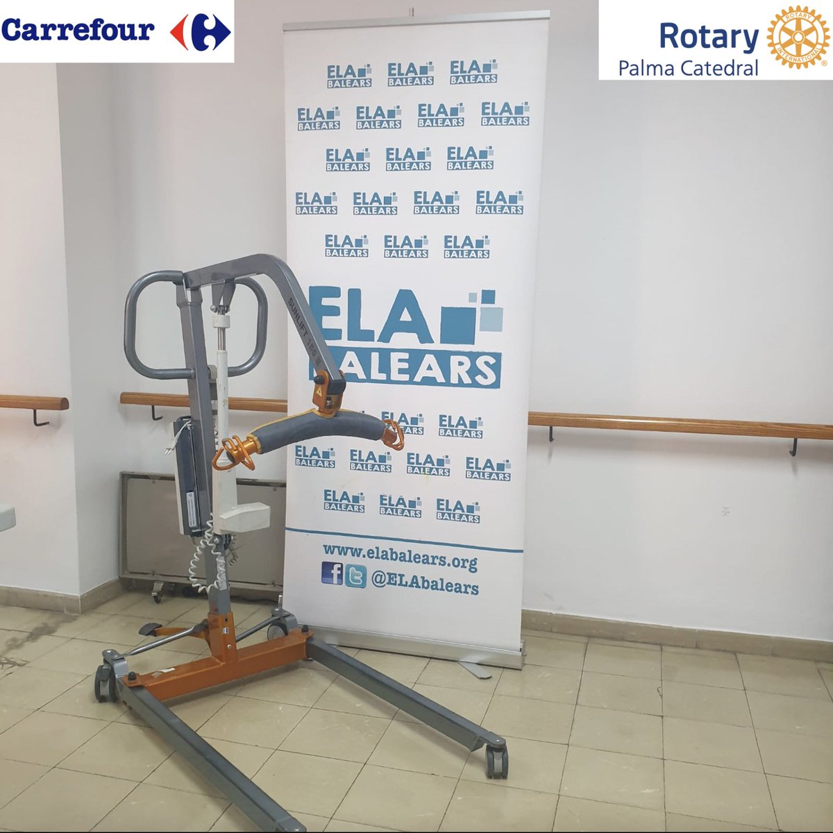 ELABalears's tweet photo. Hace unos días se hizo entrega del material de productos de apoyo que conseguimos gracias a la recaudación de la paella solidaria 🥘 de nuestros amigos del @Rotarypcatedral 

Gracias a tod@s los asistentes y colaboradores, en especial Carrefour Palma

👏👏👏 https://t.co/icKDNwzsnr
