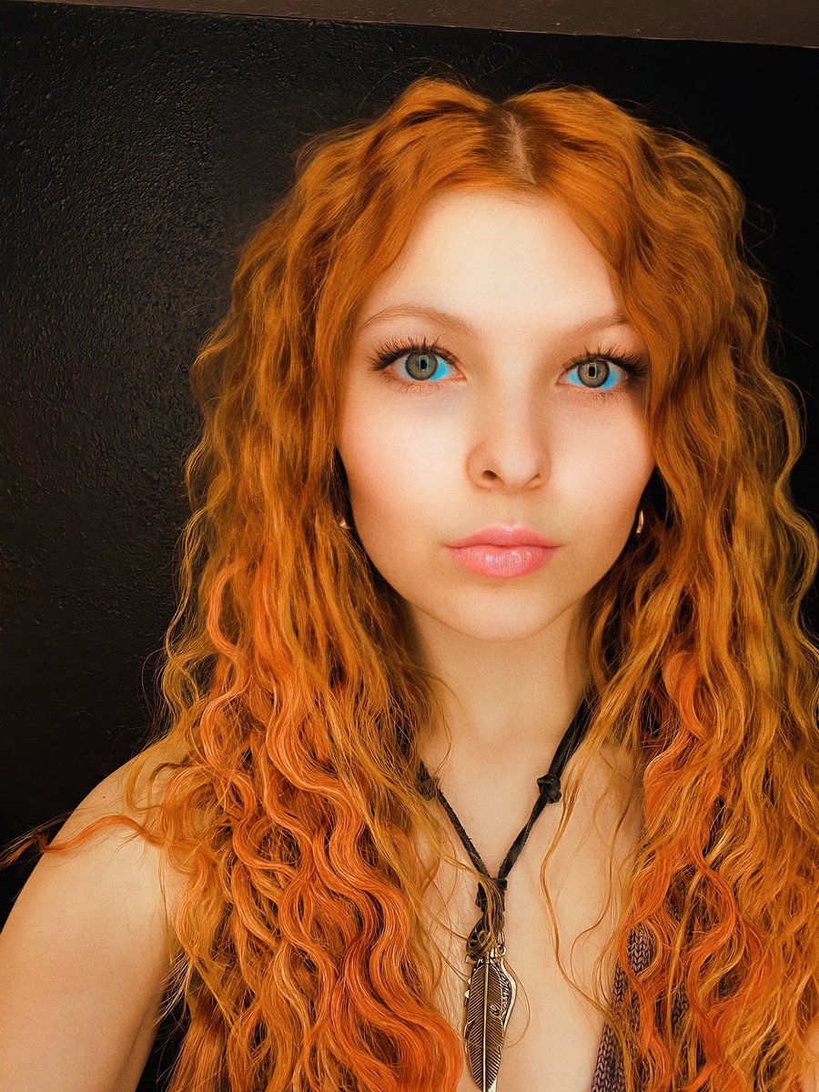 caitlinmaemusic's tweet photo. Prize draw y’all. Hey Dreamers ❤️ So I promised you a prizedraw earlier today and here it is ❤️🎶 
HERE’S HOW TO ENTER:
1. Go to Spotify
2. Type in Caitlin Mae
3. Hit FOLLOW
4. Take a screenshot and send it to me or post it in the comment section below. https://t.co/DS73RhmrlD