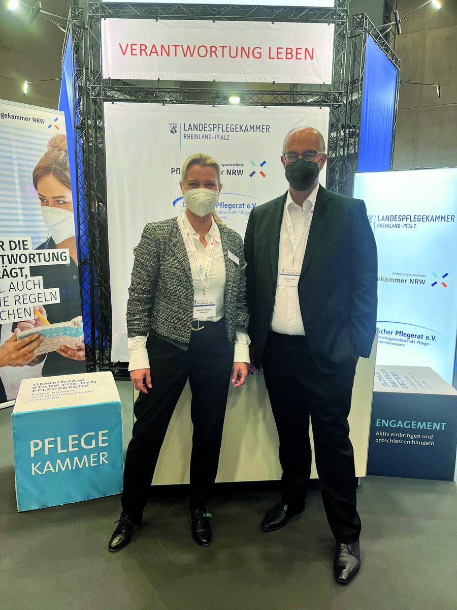 "Bereits jetzt schon arbeiten wir mit unseren Kolleg:innen aus NRW eng zusammen und sind zuversichtlich, dass wir gemeinsam Großes für unseren Berufsstand bewirken können", so <a href="/Markus_Mai_/">Markus Mai (RN)</a> beim #DPT22 in Berlin.

@NrwPflegekammer  @sandra_postel 

pflegekammer-rlp.de/index.php/news…