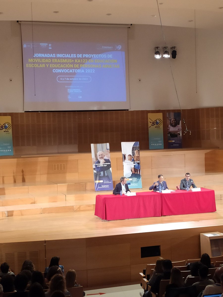 javier_ip's tweet photo. En Zaragoza para formarnos en el desarrollo e implementación del proyecto KA122-ADU #ErasmusPlus que tenemos concedido en @elclotcfa #cfaclot #clot #fadults https://t.co/OXVNhsVBr7