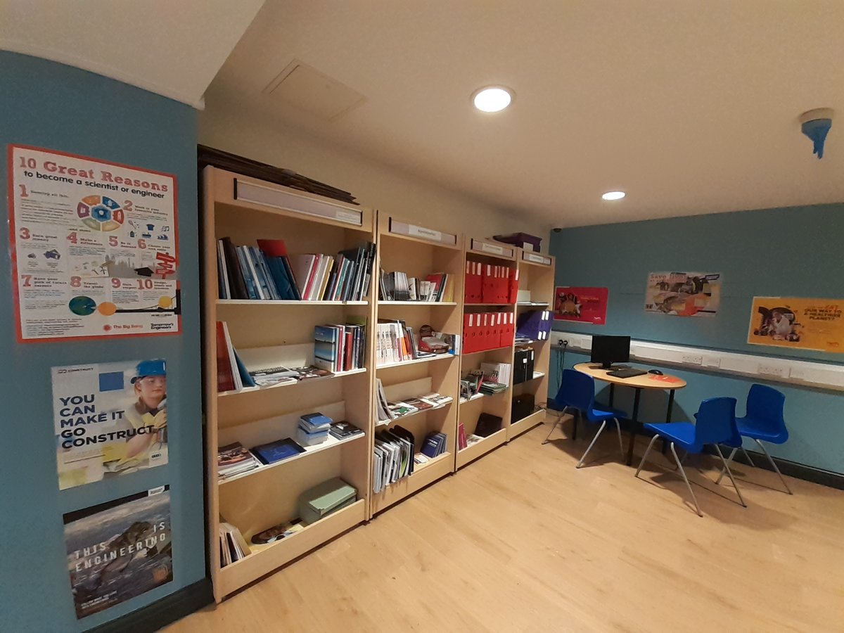 NinestilesTeam's tweet photo. Our Careers Resources are all set up and Year 11 Career Interviews underway with our External Careers Adviser Debbie Perry to explore pathways and prepare students for Post 16 Destinations  @Ninestiles @Summit_LT #family of schools #ScalingNewHeights #NothingButTheBest https://t.co/yeuRwcd4RF