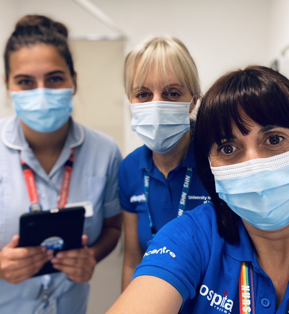 SMedicines's tweet photo. ‘Go Live’ continues in UHL Emergency Department 👏🏻 Medicines Management Nurses &amp; @eHospitalUHL &amp; @eMedsUHL working together for a successful roll out……. ☺️ https://t.co/EQgTZCUlja