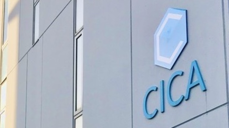 O INIBIC e o <a href="/CICAUDC/">CICA</a> organizan Science Xpression no que tratan os últimos estudos de terapias contra o cancro. Destacan a investigadora Clotilde Thèry do Institut Curie en Paris, Héctor Peinado do CNIO en Madrid e María Mayán do INIBIC na Coruña
bit.ly/3edU0nt