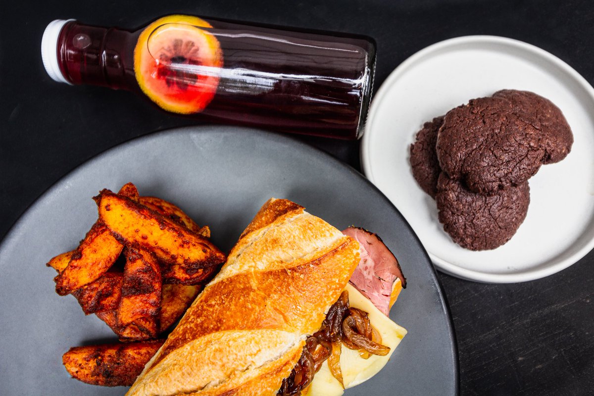 bake_n_flake78's tweet photo. Baguette OFFER with your favourite drink. GET 20% OFF ON YOUR FIRST PURCHASE. ENDS TODAY!

Picture credit @LuisCovarrubias

#cuppocino #coffee #biscuit #cookies #baking #bakery #birthdaycake #coffeeshop #dessert #cakedecorating #breakfast #offer #discount #baguette #drinks https://t.co/KqnYijFD74