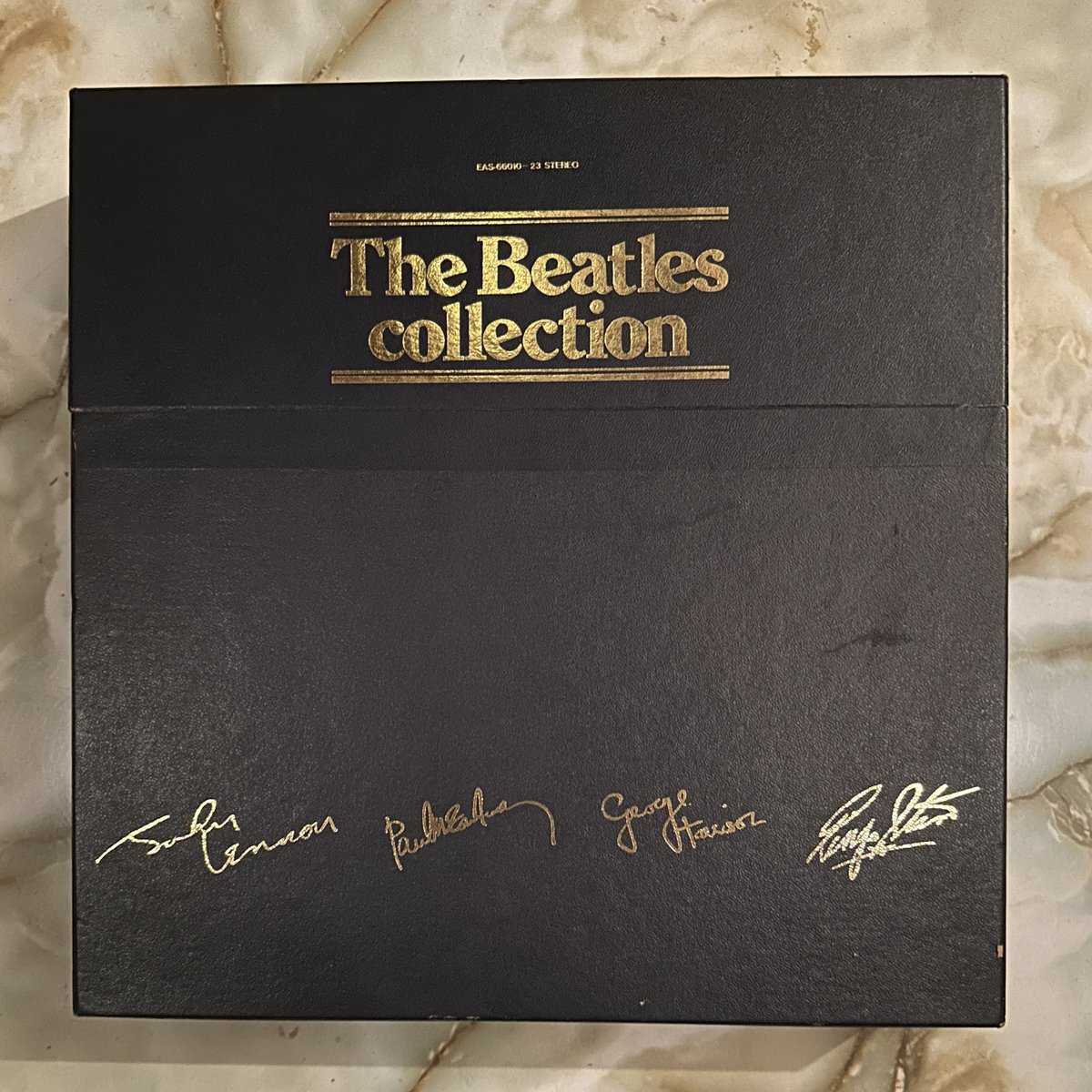 sakaguchi0530's tweet photo. ロックをデザインする男

サカグチケン

The Beatles Collection

#TheBeatles
#TheBeatlesCollection
#サカグチケン
#KenSakaguchi
#サカグチケンファクトリー
#SakaguchiKenFactory
#ロックをデザインする男 https://t.co/4eTKT8qF9O
