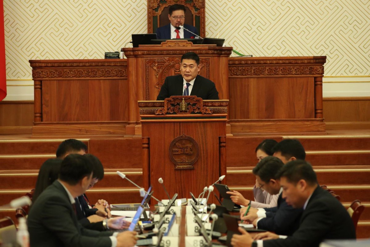 Хөрөнгө оруулалт – тогтолцооны реформ 
-Тойрогт тэгшитгэн хуваахгүй
-Шинэ төслүүдийг урт хугацааны хөгжлийн бодлогод нийцүүлнэ
-ЭЗХЯ нэгдсэн байдлаар төлөвлөнө 
-Сангийн яам санхүүжүүлнэ #төсөв2023