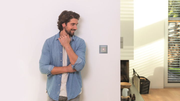 #PEAKnx und #ProKNX präsentieren eine Offline-Sprachsteuerung für das smarte Zuhause:

smarthouse-pro.de/smart-home/off…