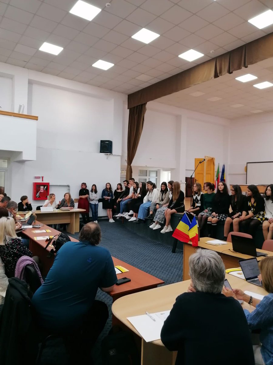 Feel it Erasmus+ projemizin Romanya’daki toplantısındayız. Pilot uygulama öncesi son çalışmalarımızı yürütüyoruz. 👏👏 We are at the meeting of our Feel it Erasmus+ project in Romania. 👏👏<a href="/PeyamiSOO/">PEYAMİ SAFA ORTAOKULU</a> <a href="/yildirimilcemem/">Bursa Yıldırım İlçe Milli Eğitim Müdürlüğü</a> #erasmus #erasmusplus
