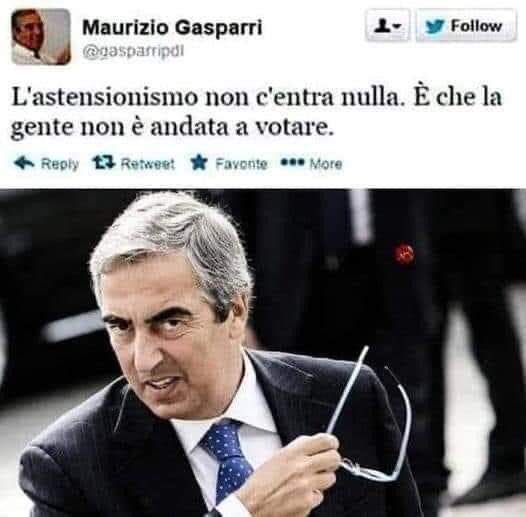 baffi_francesco's tweet photo. L'intellighenzia destroide.
#Gasparri https://t.co/O2NtJr5kpH