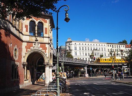 united_de's tweet photo. united communications ist (schon wieder) umgezogen. Ihr findet uns nun wieder in Kreuzberg in der Skalitzer Str. 68, 10997 Berlin. Wir freuen uns auf Euren Besuch. https://t.co/YSLawRlayY