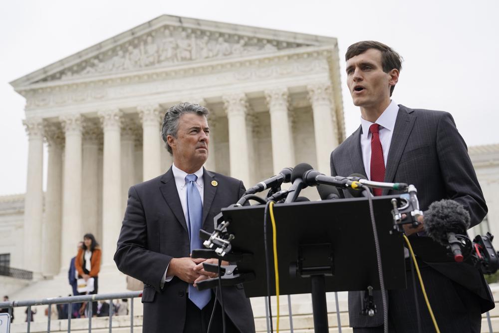 AlabamaToday's tweet photo. Justices mull latest challenge to landmark voting rights law https://t.co/joSD5sMxgI #ALPolitics https://t.co/oEZvbLDFT5