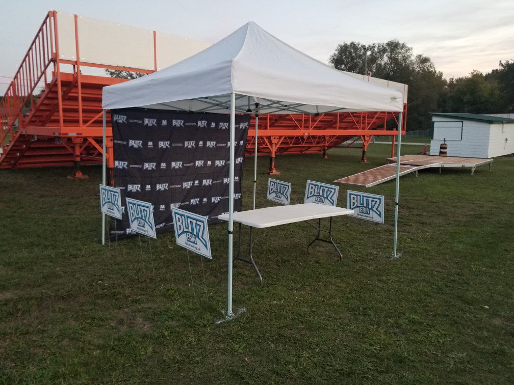 Blitz_Hockey's tweet photo. We will be at the #ErinFallFair all weekend starting TODAY!!! Come find us to get your Blitz gear/swag so you can be all decked out in Blitz black and blue for the home opener!
Also, keep your eye out for your favourite Blitz players! They will be walking around the fair grounds! https://t.co/dr3uJ9cPks