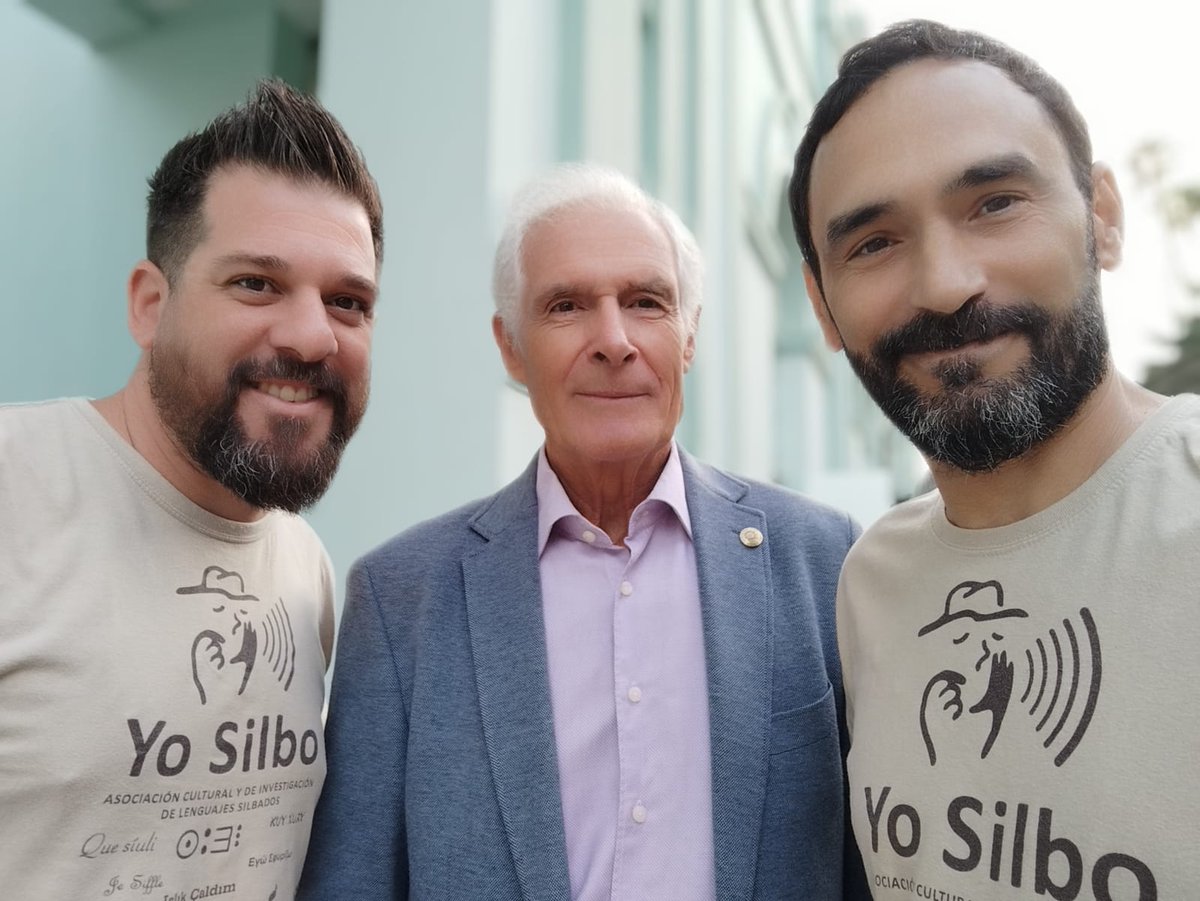 YoSilbo's tweet photo. El SILBO EN CANARIAS ... https://t.co/IbwL9RAxuO