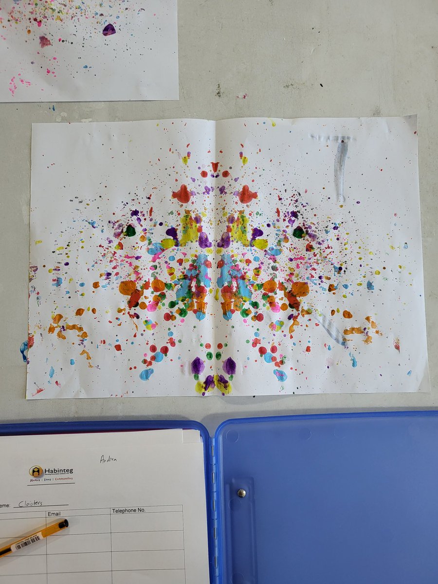 Tom__Cummings's tweet photo. Bonus pictures this week:

My new best friend 🐱 and an awesome picture Sophia made for me and brought to the class! (I promise I haven't been setting homework! 😅) https://t.co/urmvCJ2onL